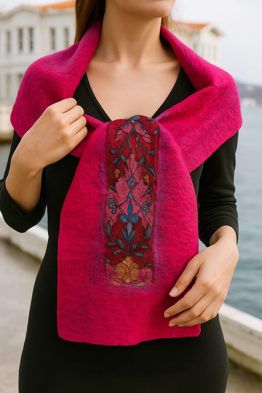 Doran Serisi Keçe & İpek Atkı / Runner Fuşya