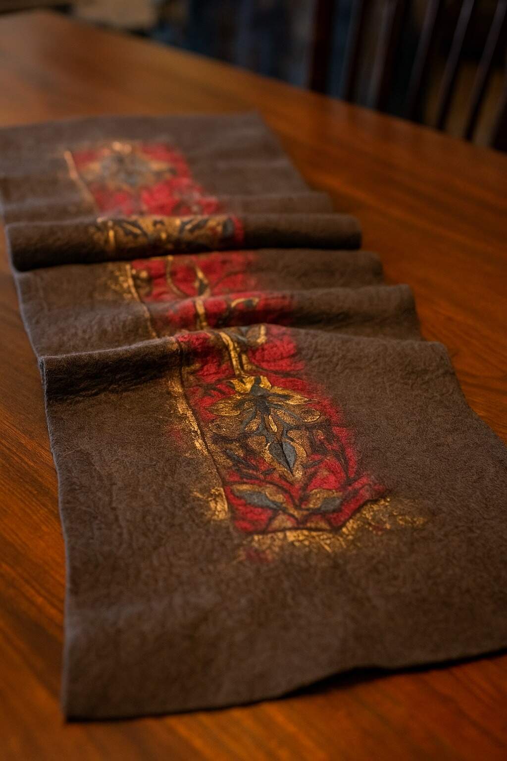 Doran Serisi Keçe & İpek Atkı / Runner Kahve