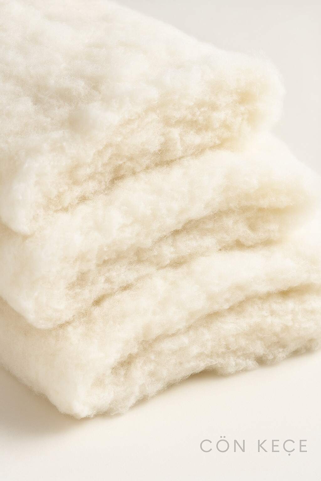 3  Adet Yün Yastık