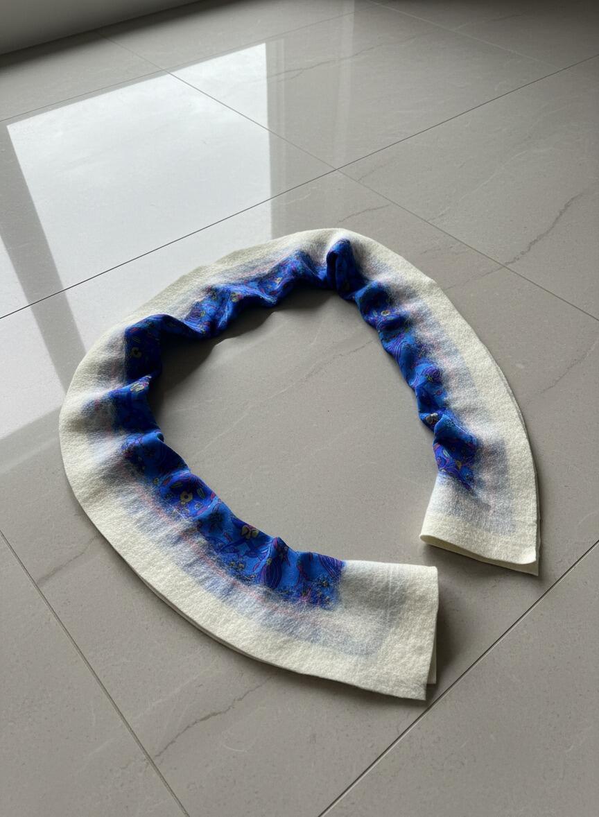 Doran Serisi Keçe & İpek Atkı / Runner Pastel Beyaz